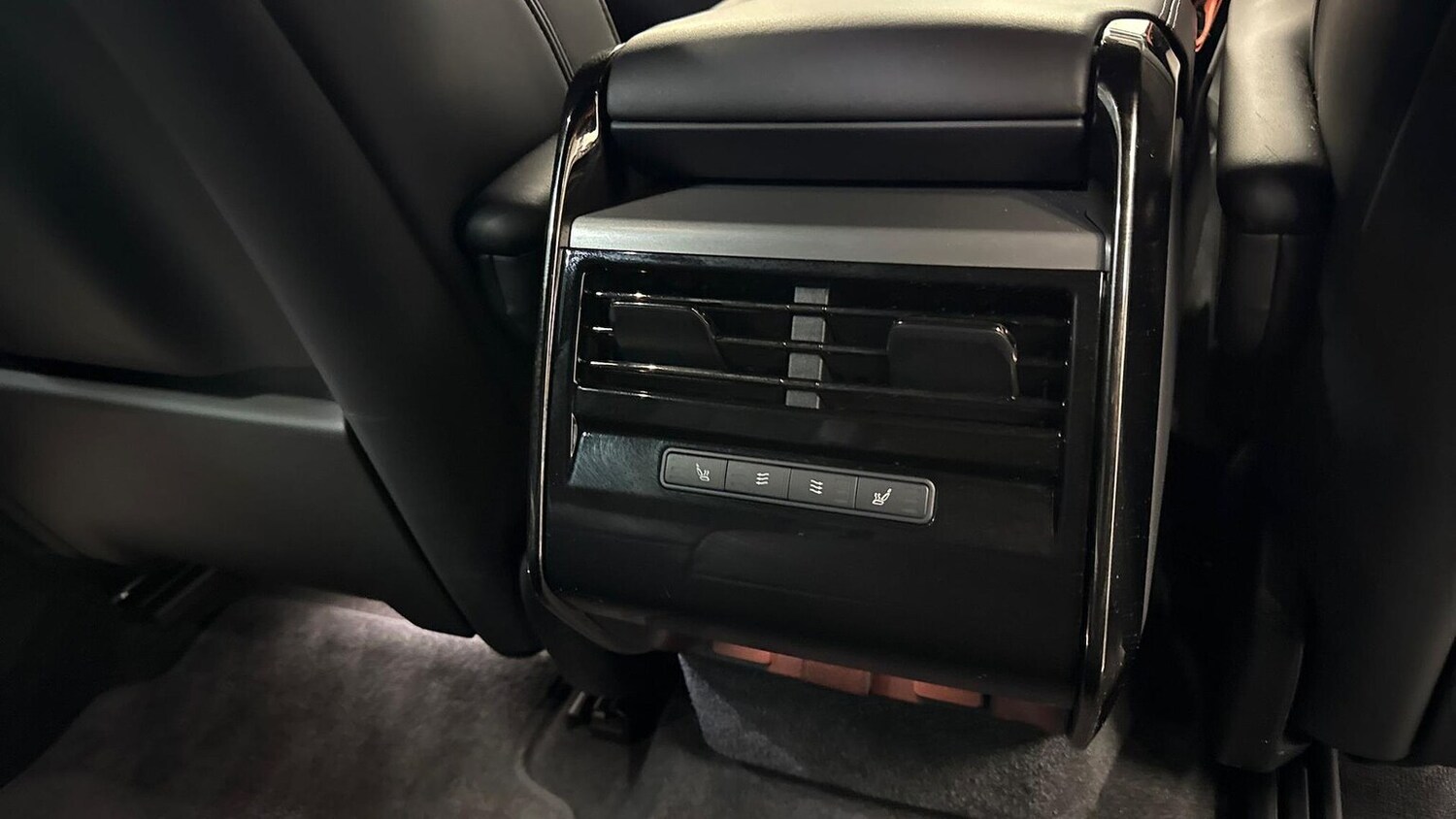 Used Land Rover Range Rover Sport 2025 for sale - 76577303: Photo 18