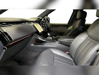 Used Land Rover Range Rover Sport 2025 for sale - 76577303: Photo