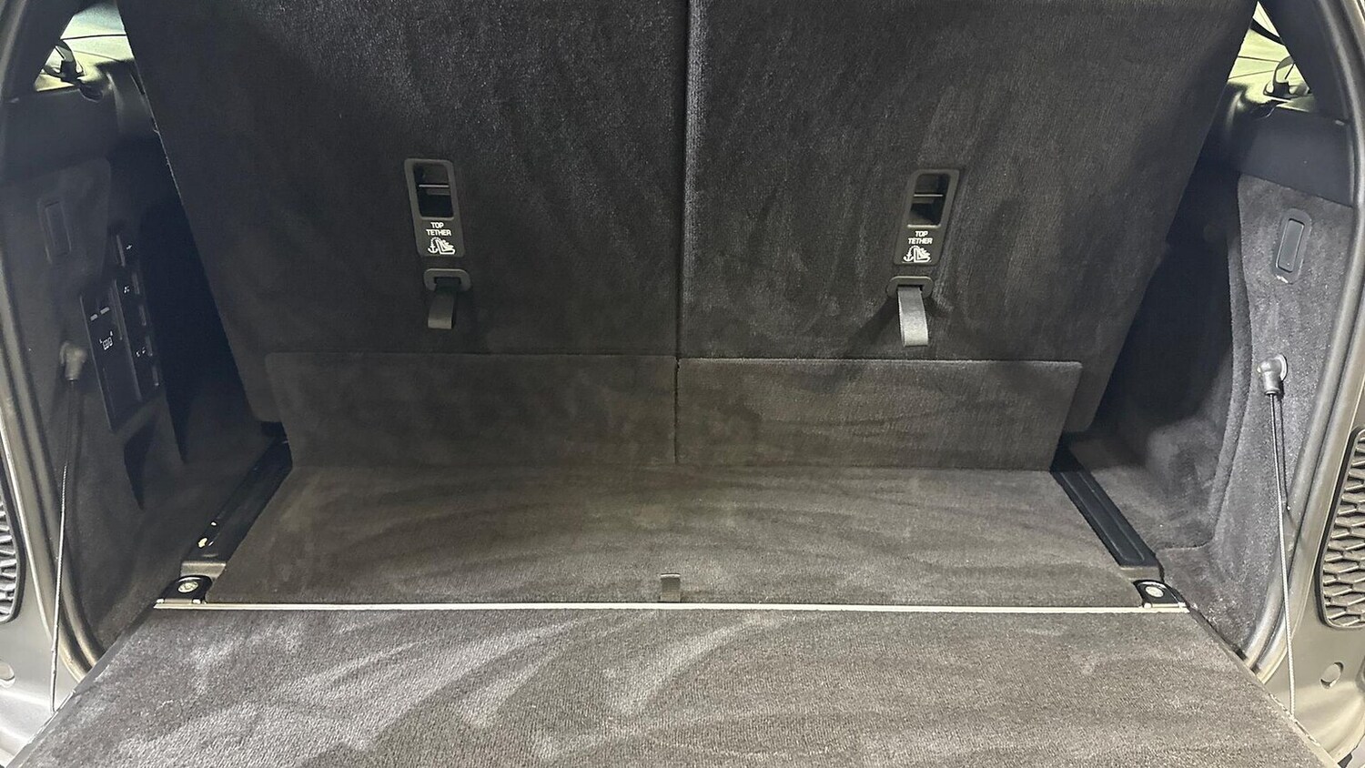 Used Land Rover Discovery 2023 for sale - 76268243: Photo 10