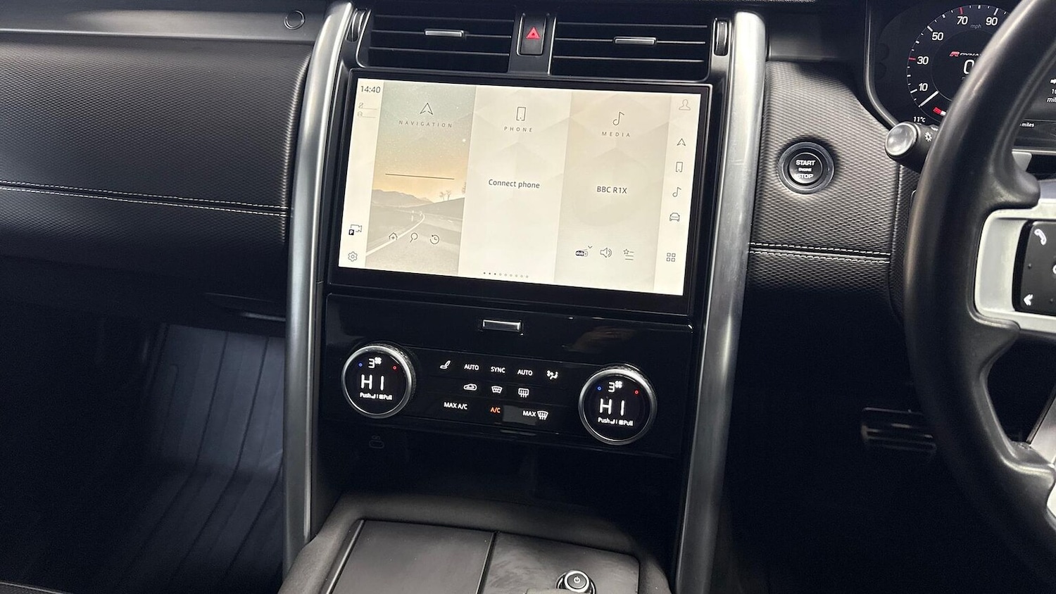 Used Land Rover Discovery 2023 for sale - 76268243: Photo 11