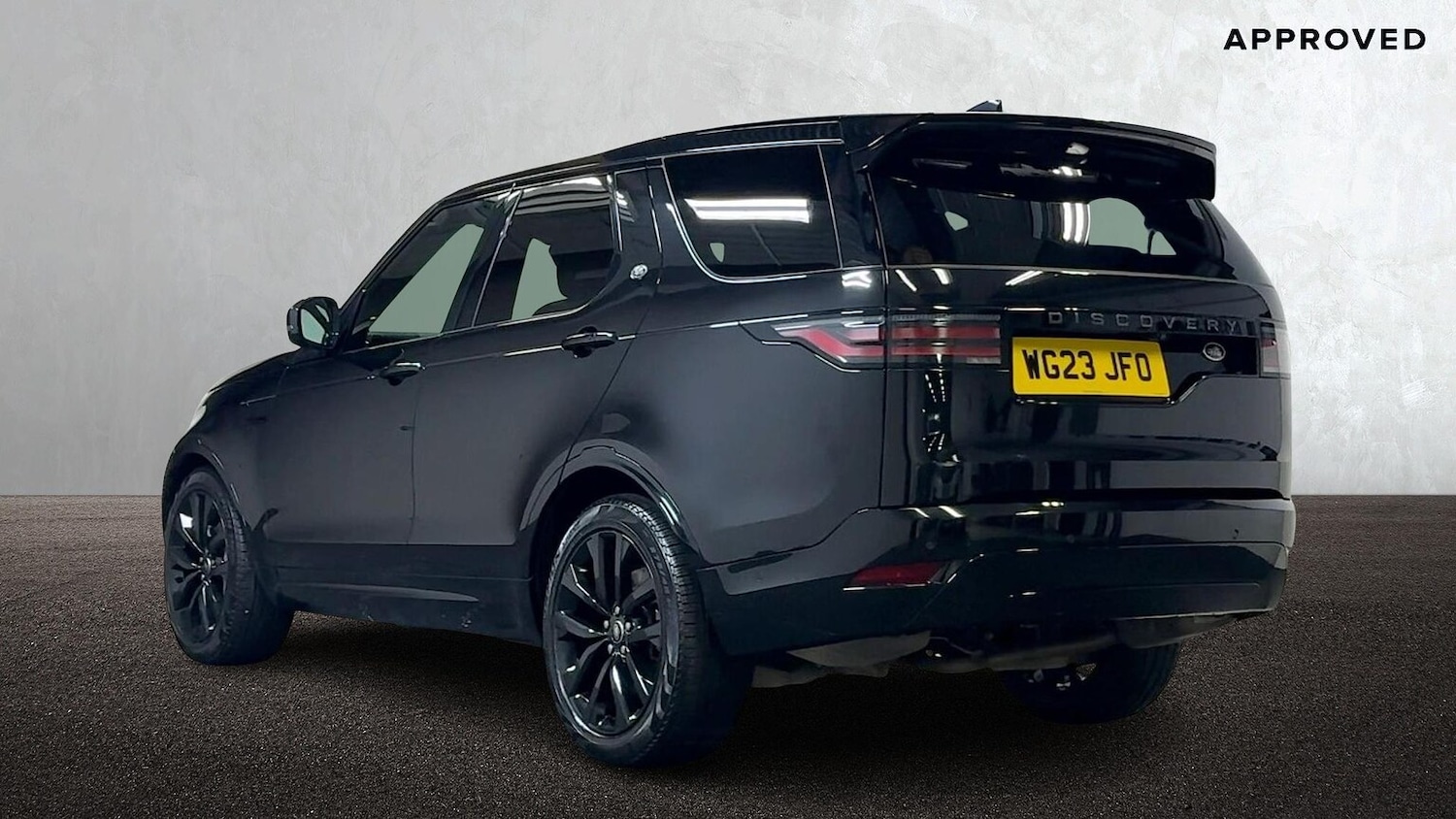 Used Land Rover Discovery 2023 for sale - 76268243: Photo 2