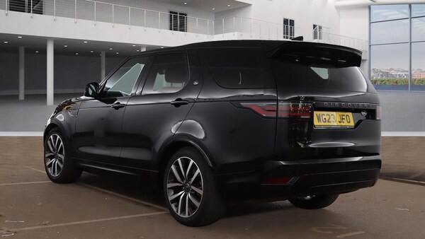 Used Land Rover Discovery 2023 for sale - 76268243: Photo 3