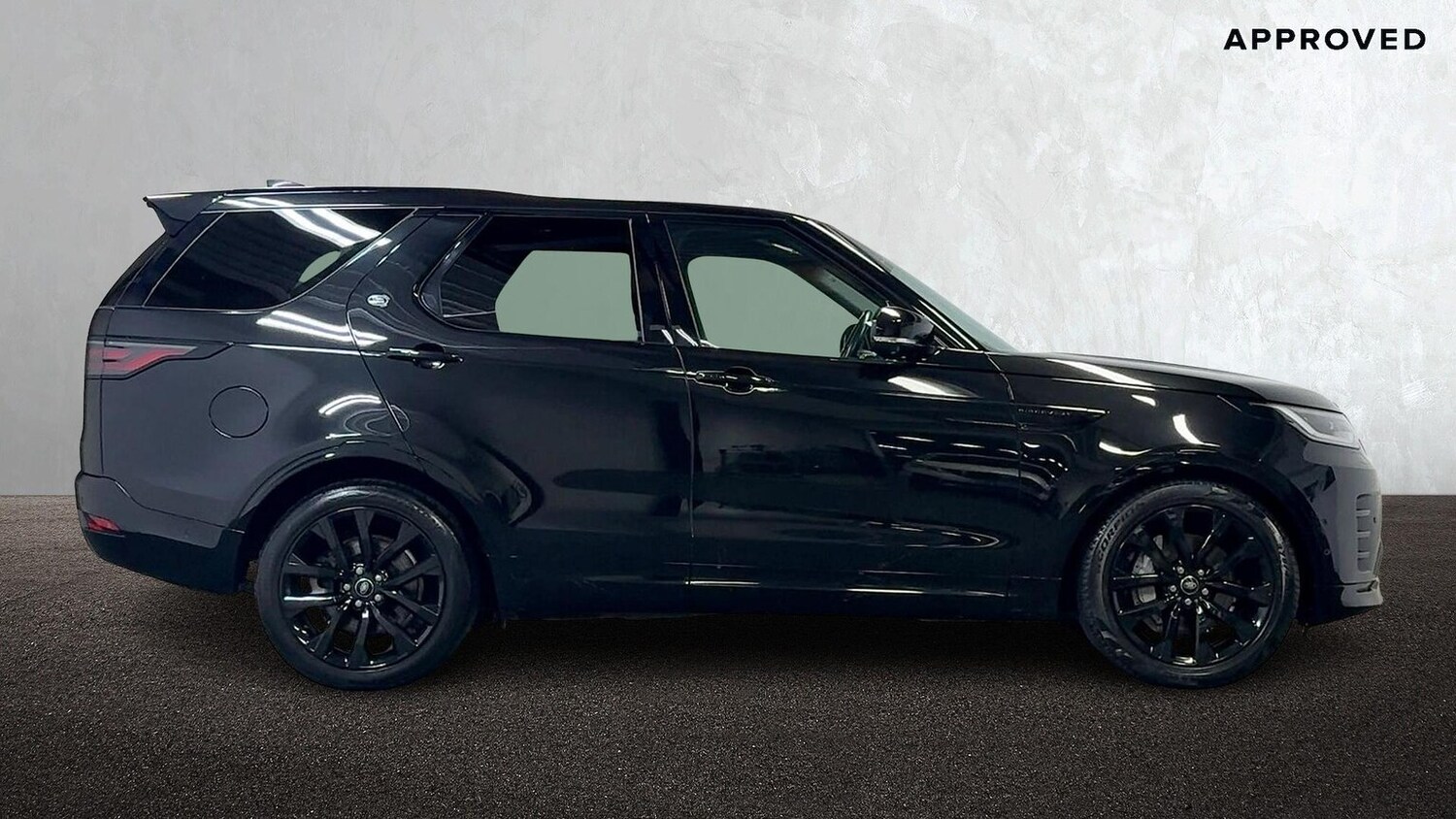 Used Land Rover Discovery 2023 for sale - 76268243: Photo 5