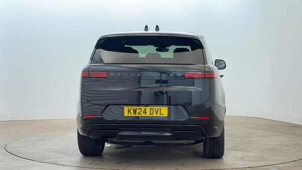 Used Land Rover Range Rover Sport 2024 for sale - 76149513: Photo 4