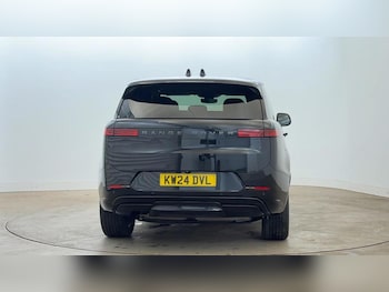 Used Land Rover Range Rover Sport 2024 for sale - 76149513: Photo 4