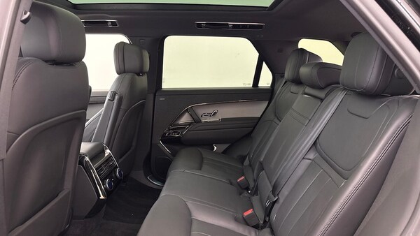 Used Land Rover Range Rover Sport 2024 for sale - 76149513: Photo 9