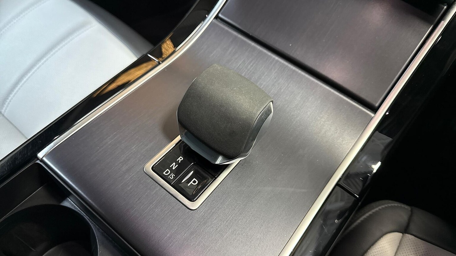 Used Land Rover Range Rover Evoque 2025 for sale - 76897057: Photo 13