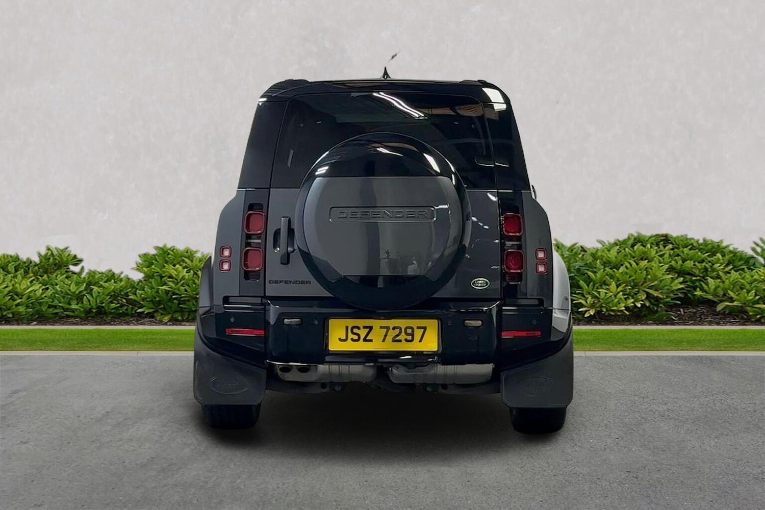 Used Land Rover Defender 2022 for sale - 76340556: Photo 4