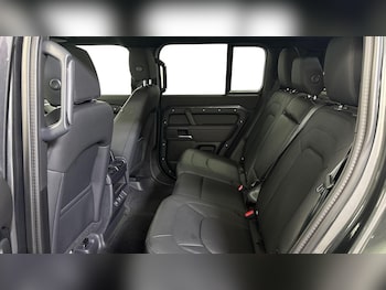 Used Land Rover Defender 2025 for sale - 79069187: Photo