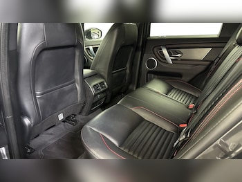Used Land Rover Discovery Sport 2022 for sale - 79242184: Photo