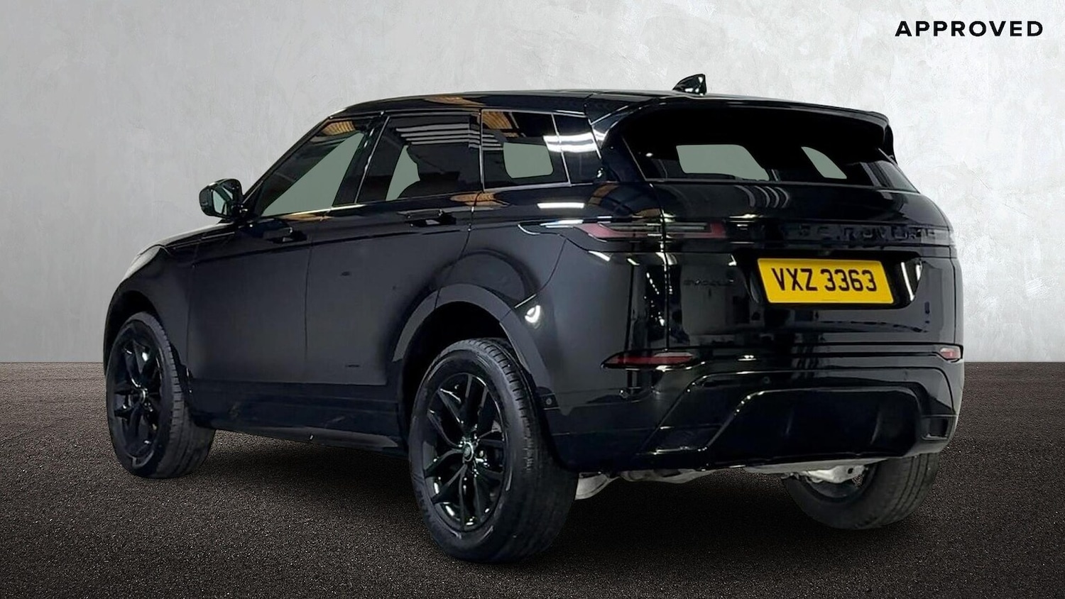 Used Land Rover Range Rover Evoque 2025 for sale - 76736684: Photo 2