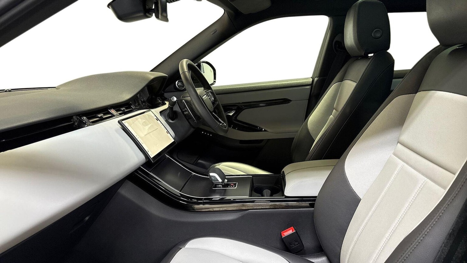 Used Land Rover Range Rover Evoque 2025 for sale - 76736684: Photo 3