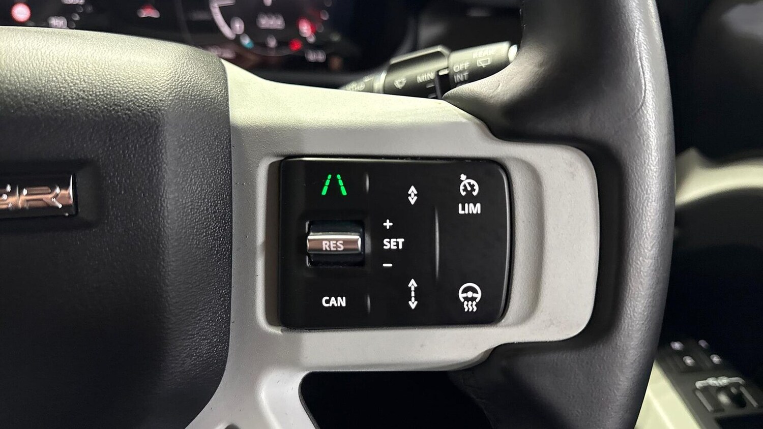 Used Land Rover Defender 2024 for sale - 78193294: Photo 22