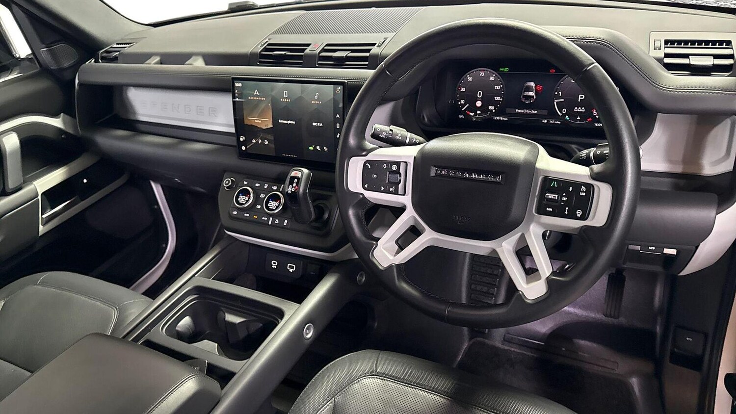 Used Land Rover Defender 2024 for sale - 78193294: Photo 9