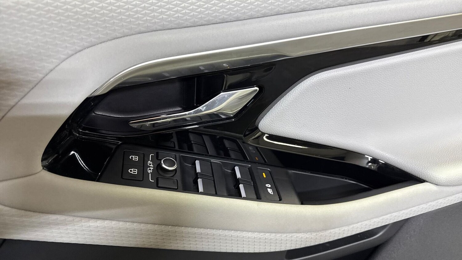 Used Land Rover Range Rover Evoque 2021 for sale - 77489786: Photo 24