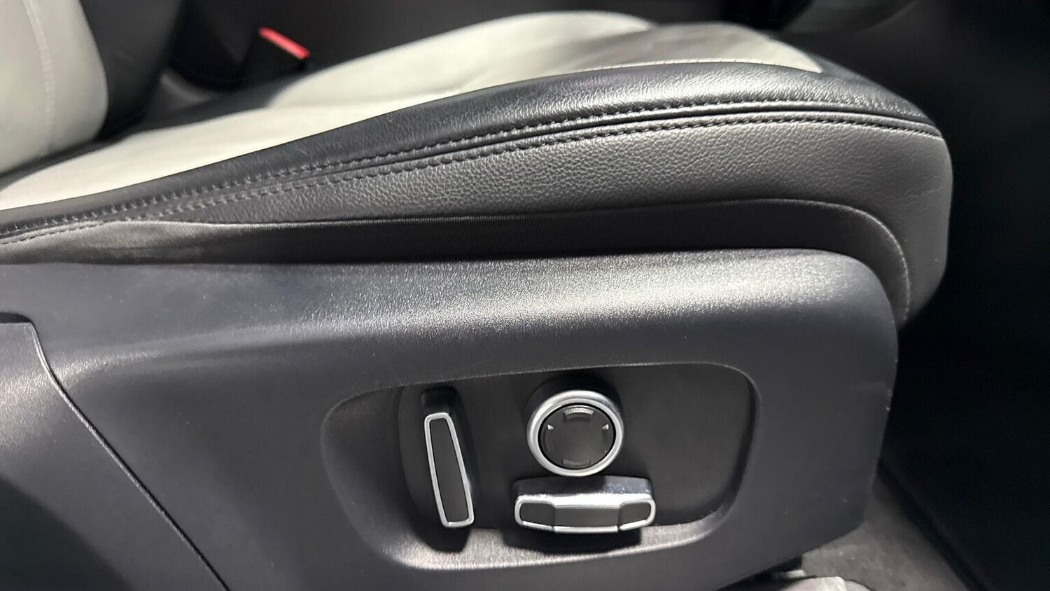 Used Land Rover Range Rover Evoque 2021 for sale - 77489786: Photo 25