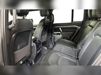 Used Land Rover Defender 2023 for sale - 78698690: Photo