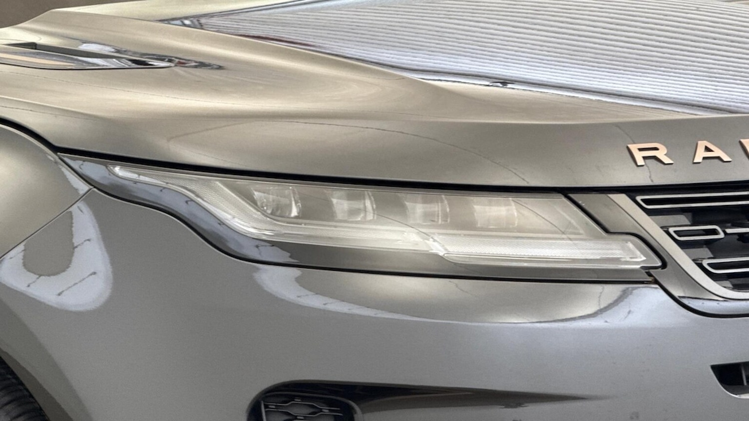 Used Land Rover Range Rover Evoque 2024 for sale - 76565467: Photo 17