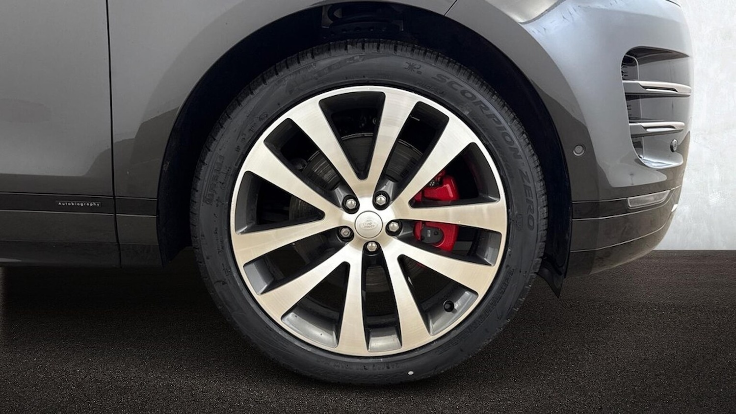 Used Land Rover Range Rover Evoque 2024 for sale - 76565467: Photo 8