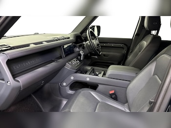 Used Land Rover Defender 2022 for sale - 78699729: Photo