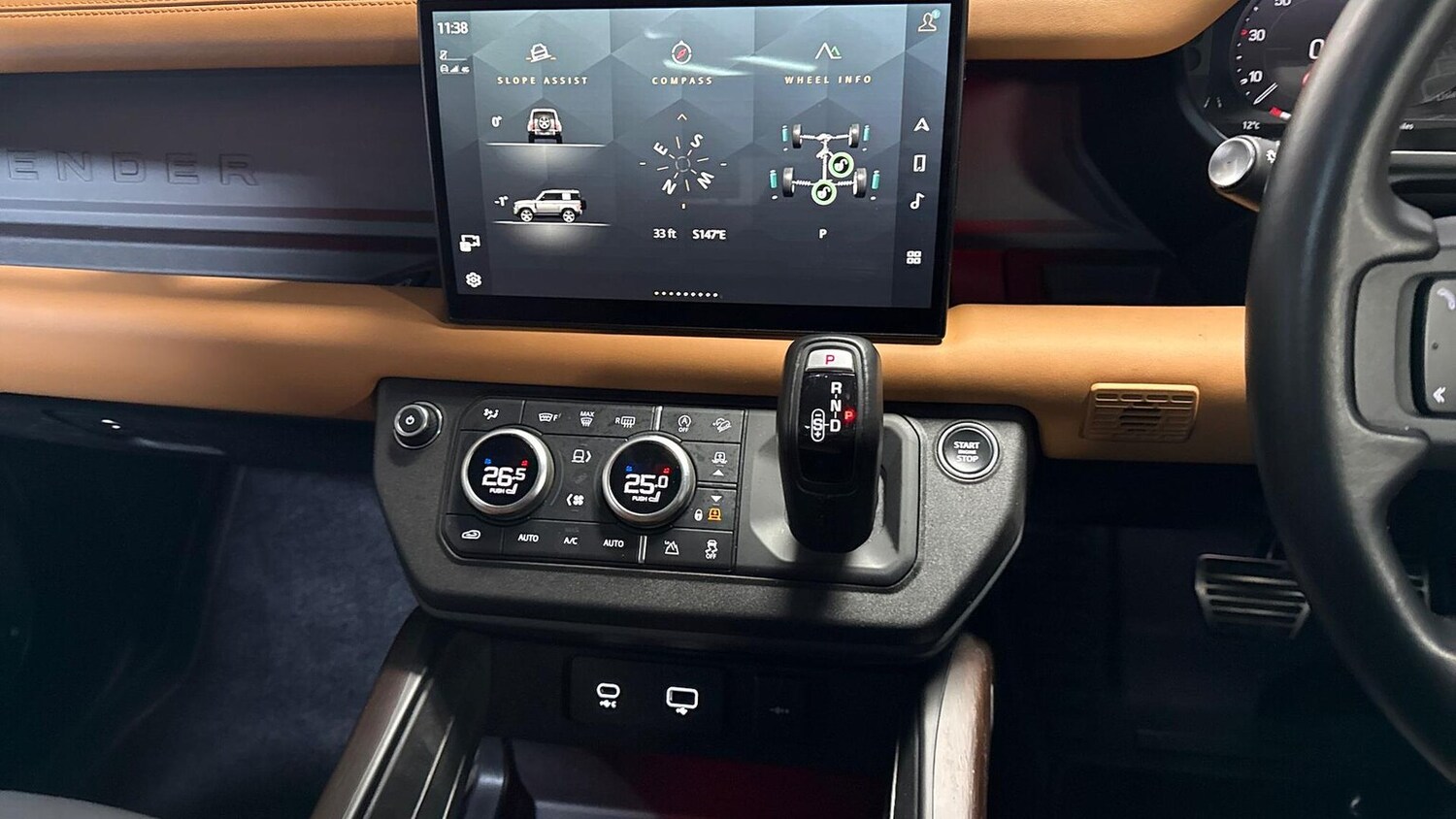 Used Land Rover Defender 2022 for sale - 76860030: Photo 14