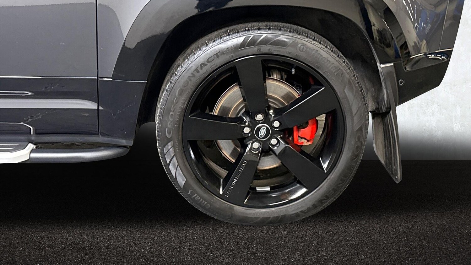 Used Land Rover Defender 2022 for sale - 76860030: Photo 8