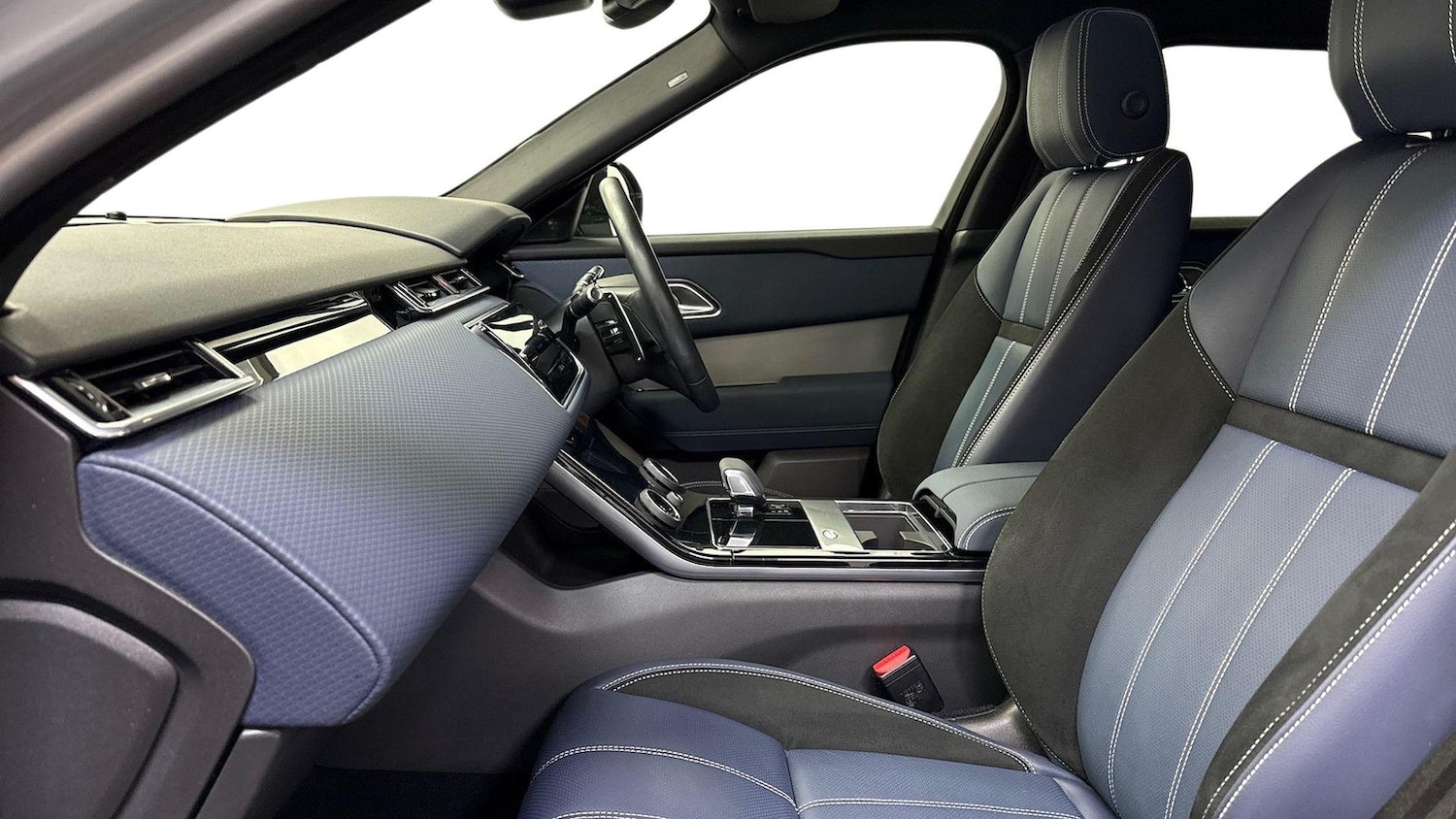 Used Land Rover Range Rover Velar 2022 for sale - 78193278: Photo 3