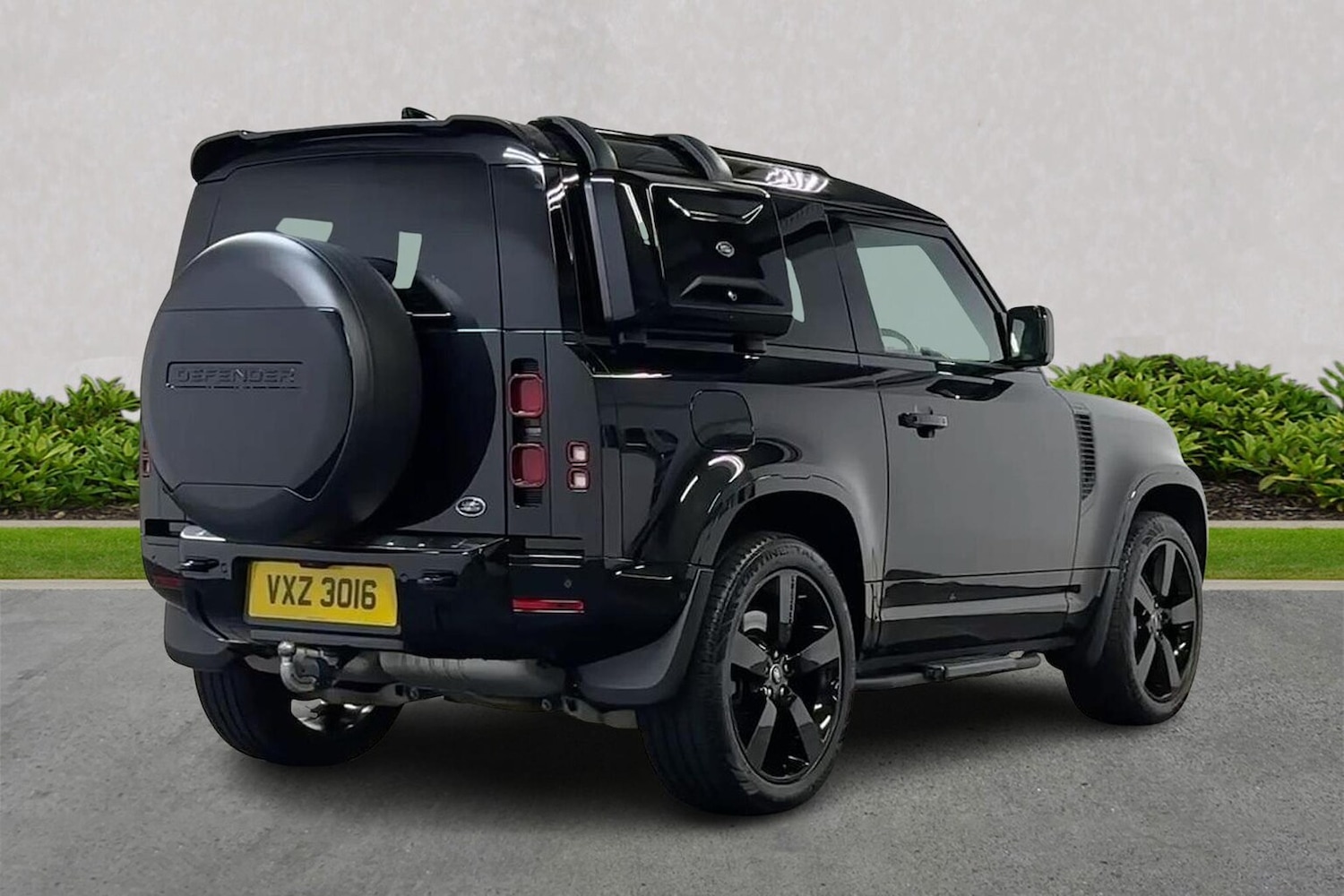 Used Land Rover Defender 2022 for sale - 76412505: Photo 18