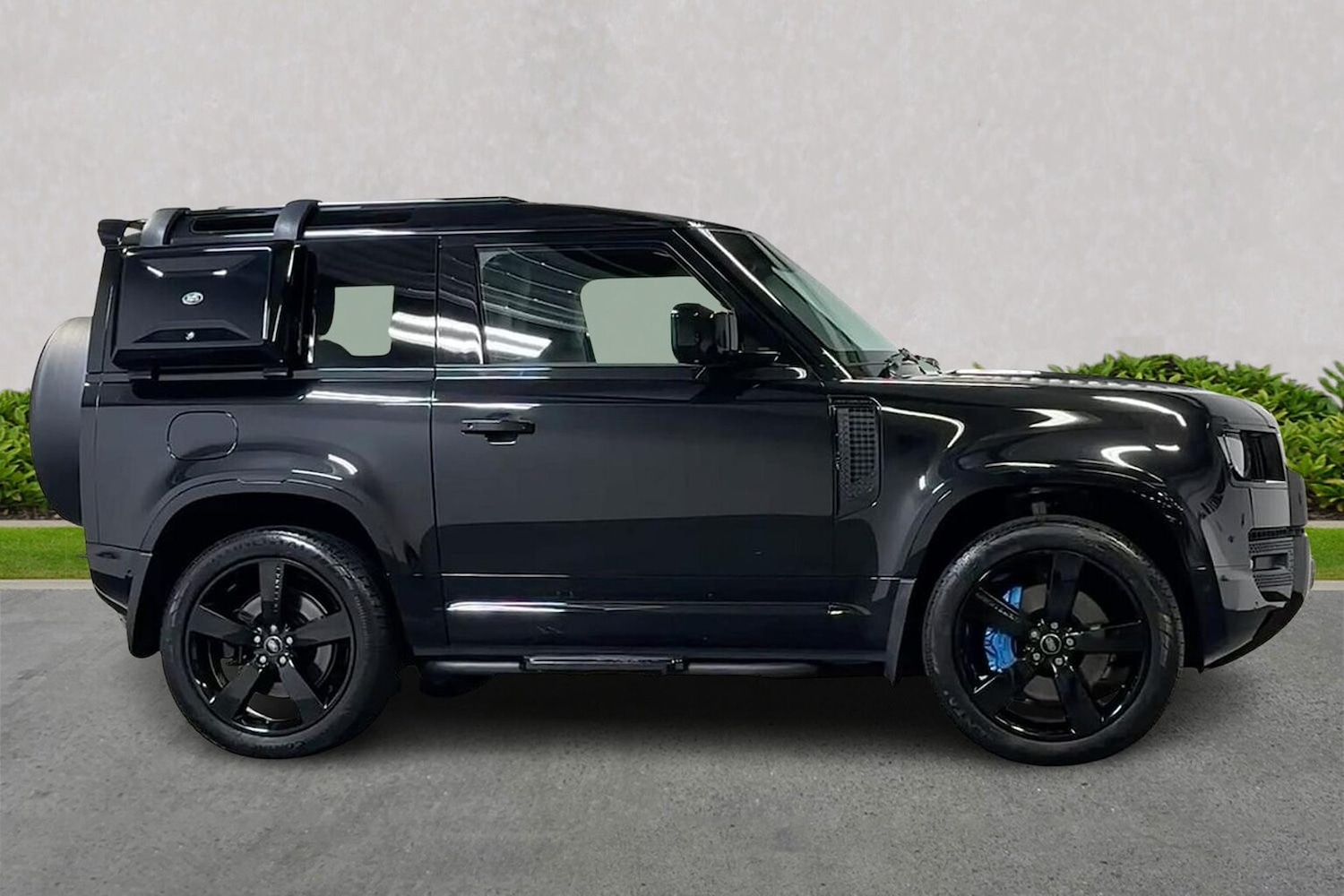 Used Land Rover Defender 2022 for sale - 76412505: Photo 3