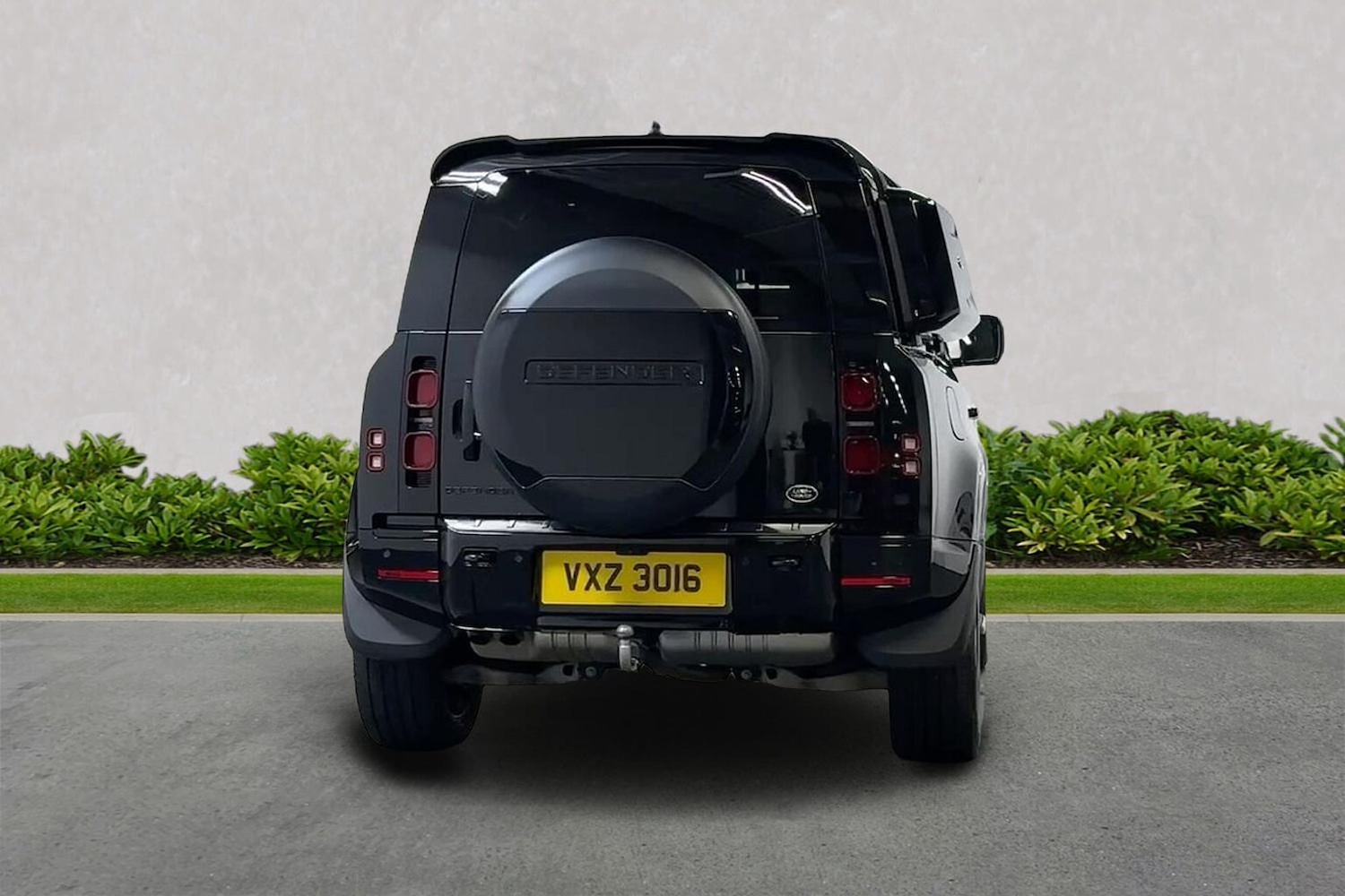 Used Land Rover Defender 2022 for sale - 76412505: Photo 4