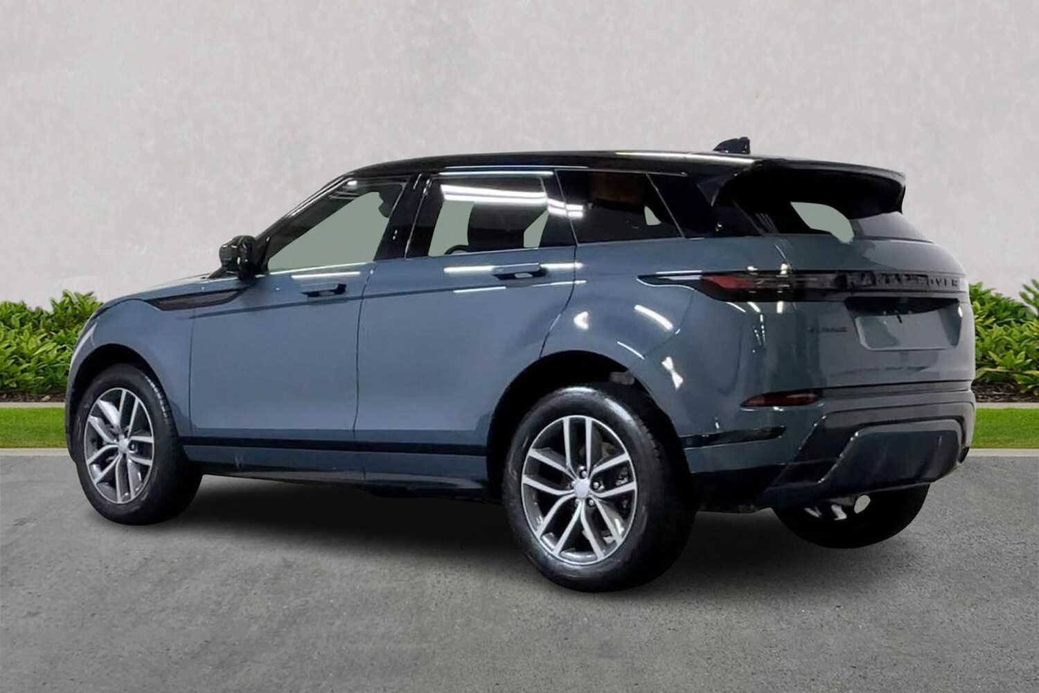 Used Land Rover Range Rover Evoque 2026 for sale - 78191248: Photo 2