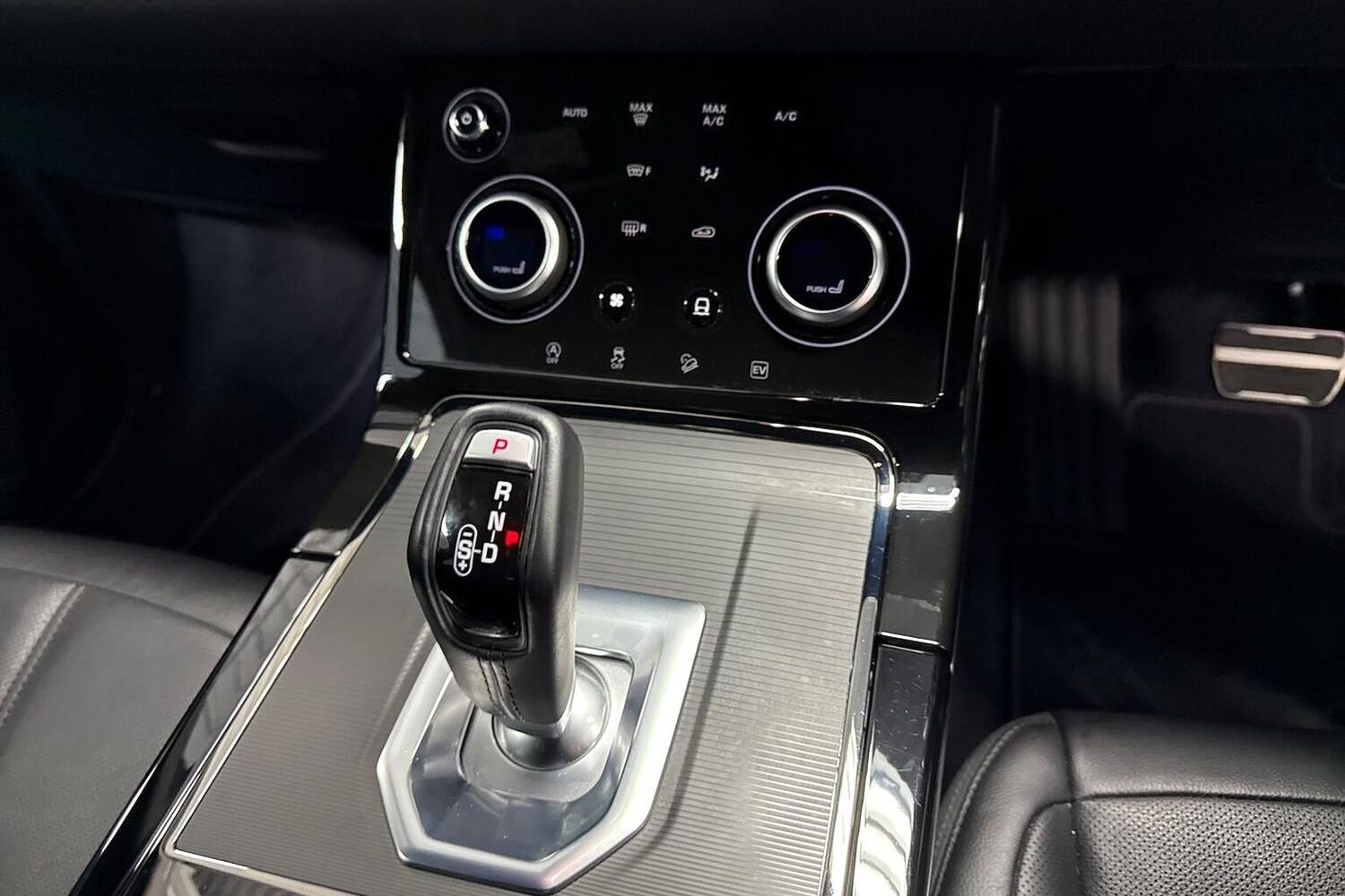 Used Land Rover Range Rover Evoque 2021 for sale - 76268235: Photo 12