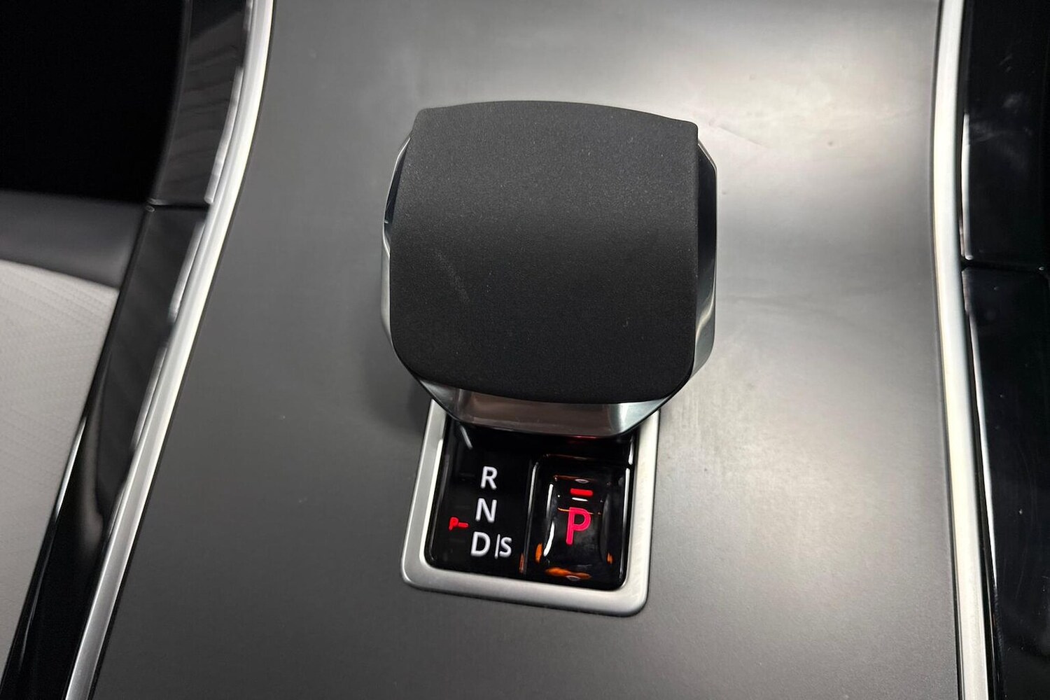 Used Land Rover Range Rover Evoque 2024 for sale - 77489456: Photo 12