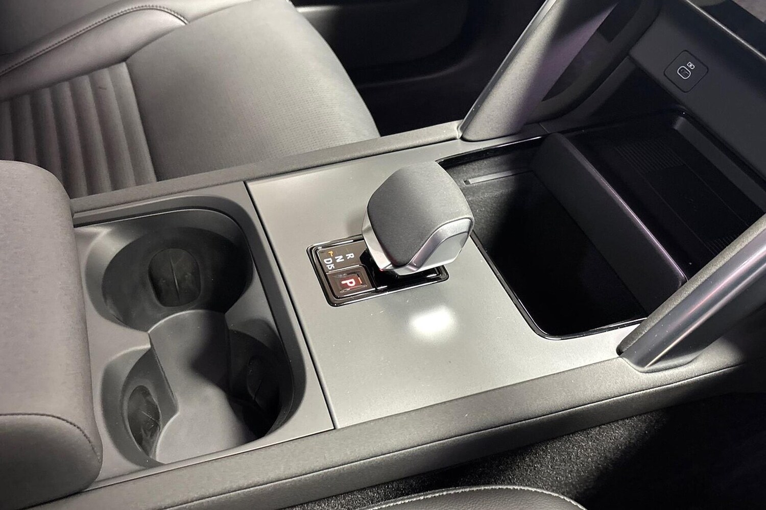 Used Land Rover Discovery Sport 2026 for sale - 78191200: Photo 13