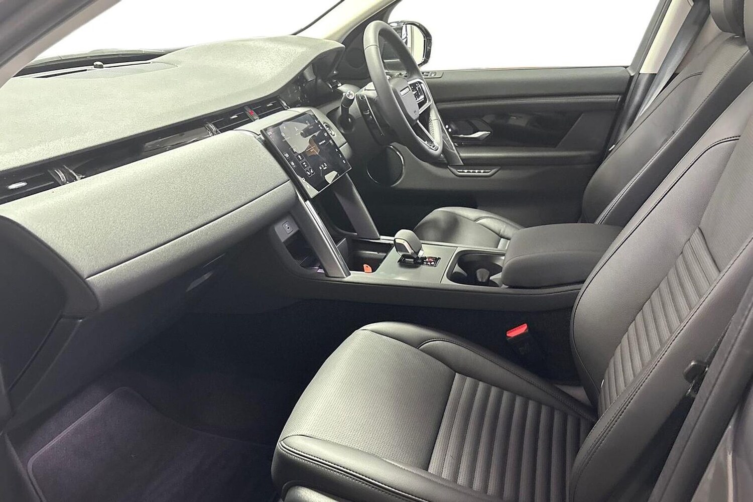 Used Land Rover Discovery Sport 2026 for sale - 78191200: Photo 7