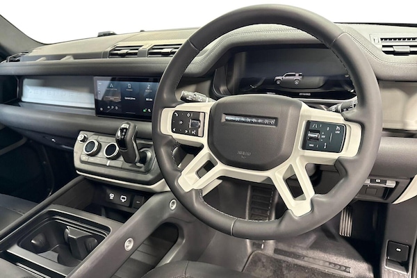 Used Land Rover Defender 2022 for sale - 76198425: Photo 15