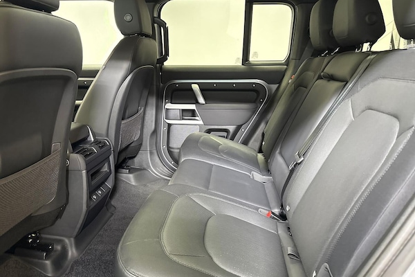 Used Land Rover Defender 2022 for sale - 76198425: Photo 16
