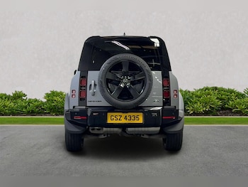 Used Land Rover Defender 2022 for sale - 76198425: Photo 4