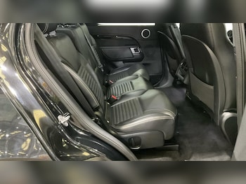 Used Land Rover Discovery 2023 for sale - 78268763: Photo