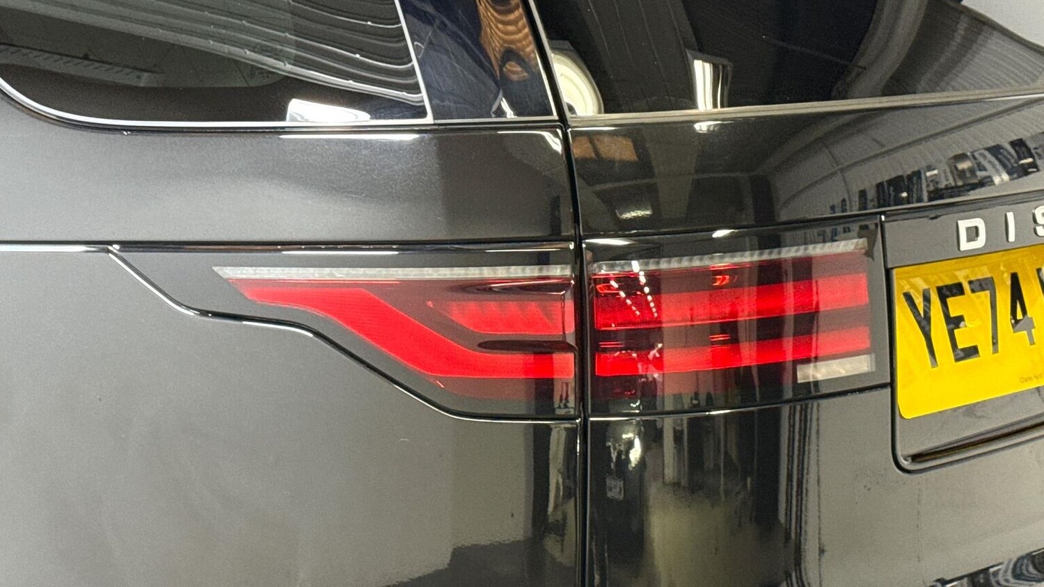 Used Land Rover Discovery 2024 for sale - 77489792: Photo 19