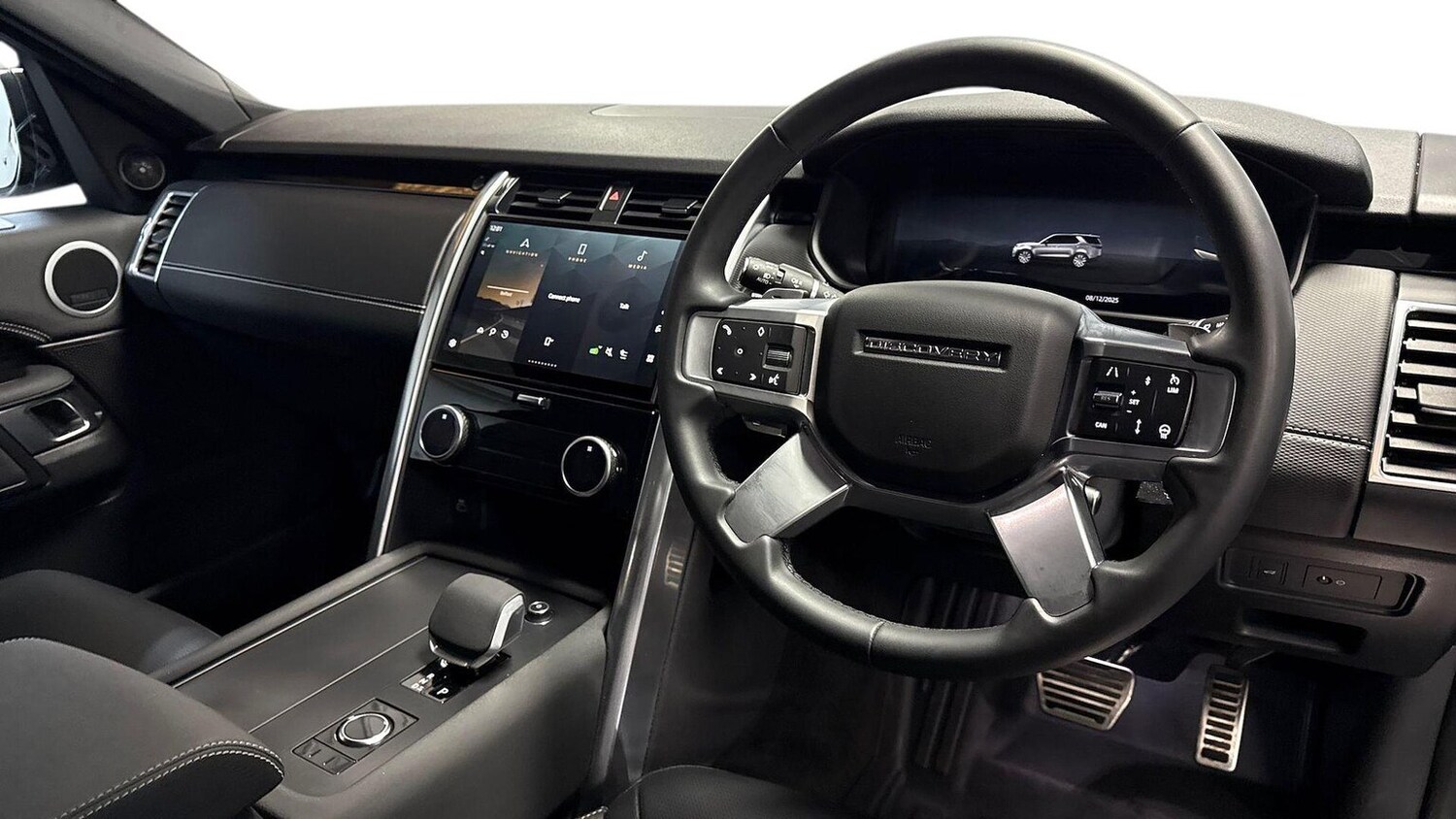 Used Land Rover Discovery 2024 for sale - 77489792: Photo 9