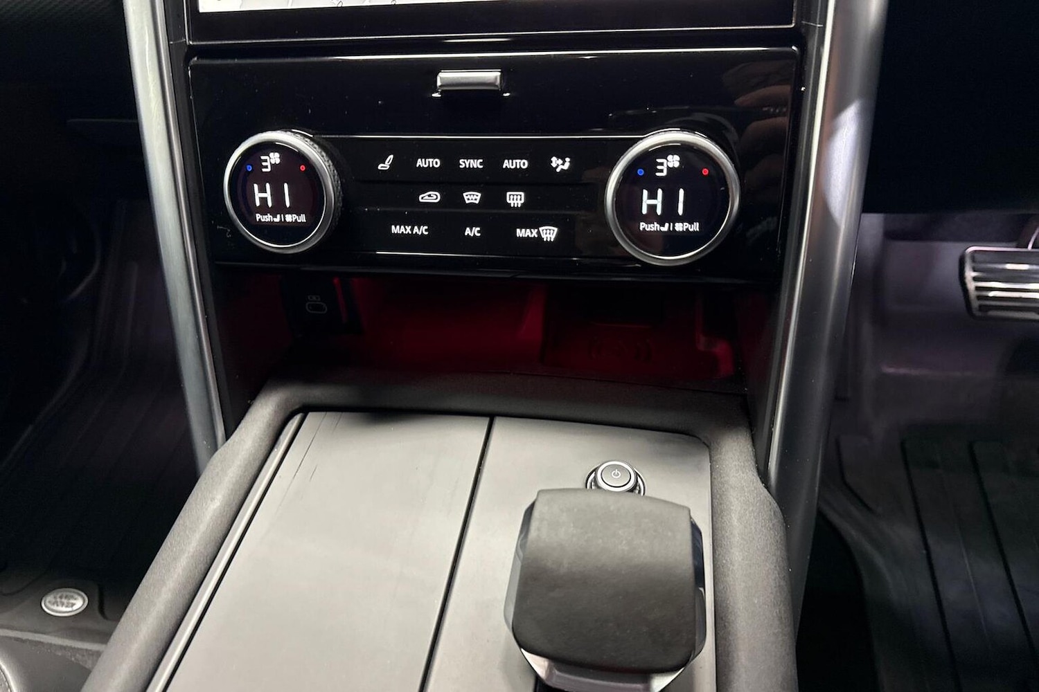 Used Land Rover Discovery 2023 for sale - 76455209: Photo 12