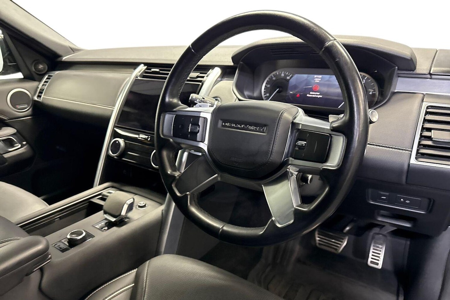 Used Land Rover Discovery 2023 for sale - 76455209: Photo 8