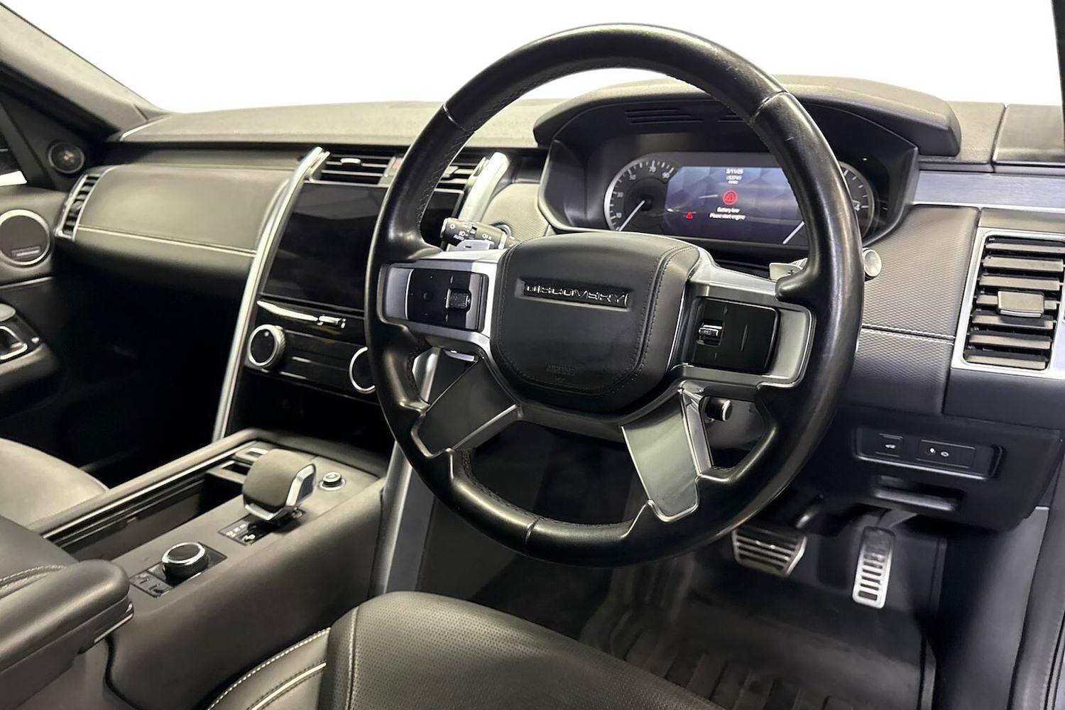 Used Land Rover Discovery 2023 for sale - 76455209: Photo 9