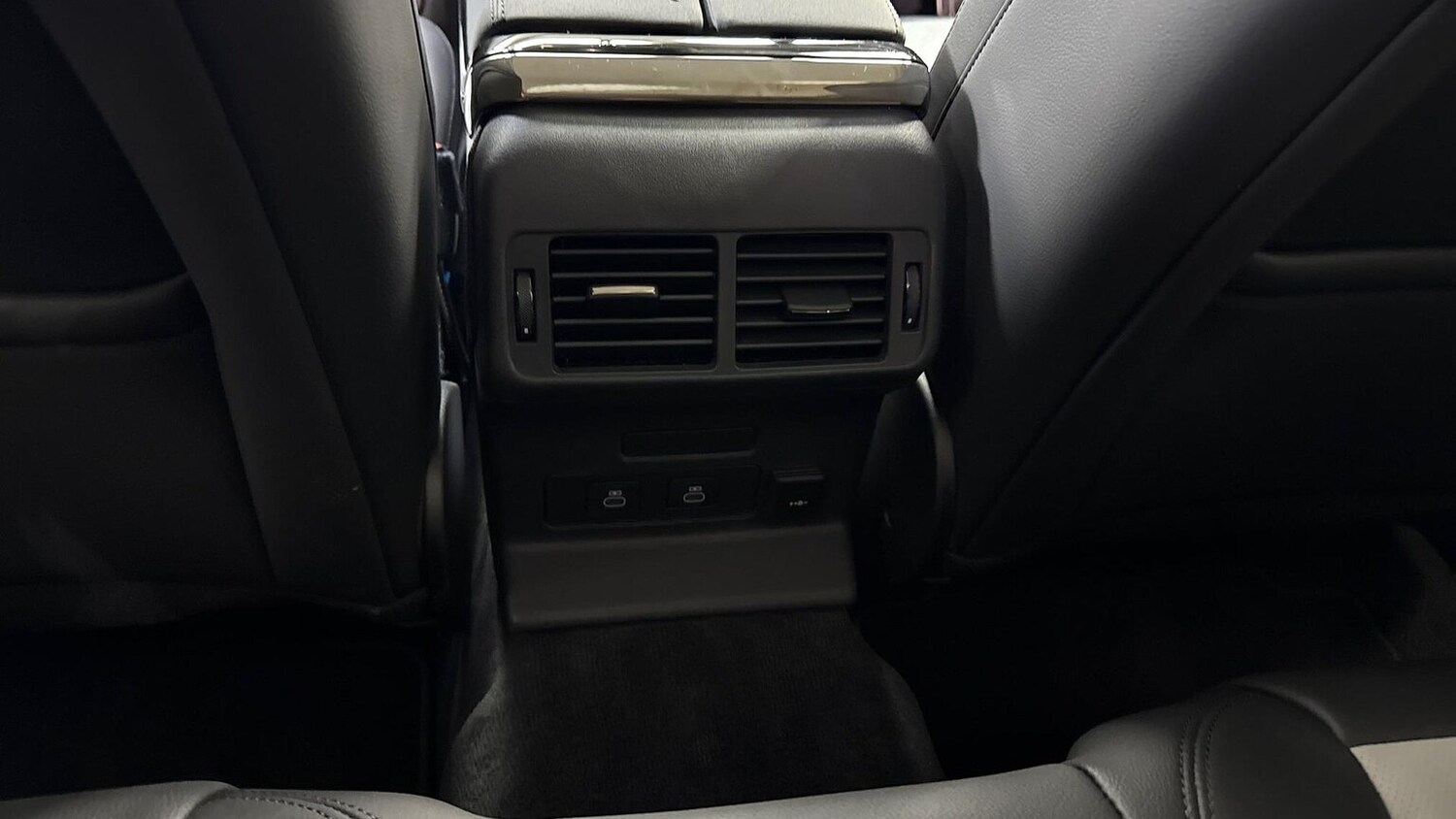 Used Land Rover Range Rover Velar 2025 for sale - 77489445: Photo 18