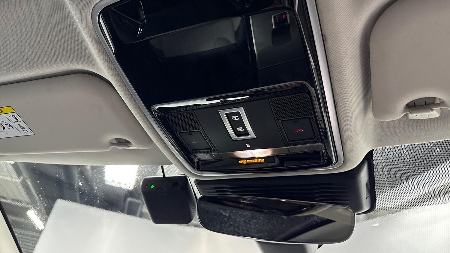 Used Land Rover Range Rover Velar 2025 for sale - 77489445: Photo 22