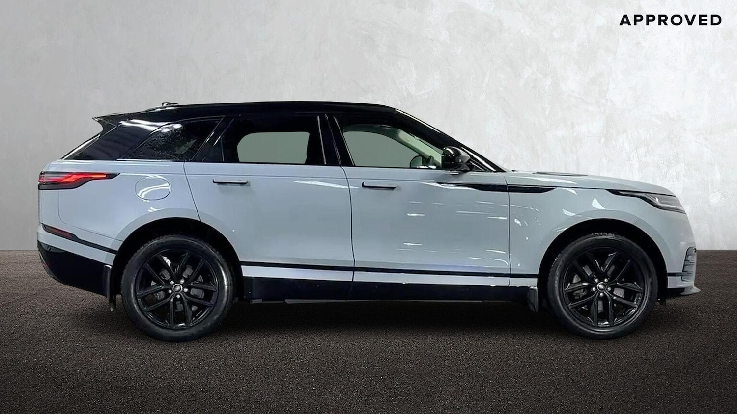 Used Land Rover Range Rover Velar 2025 for sale - 77489445: Photo 5