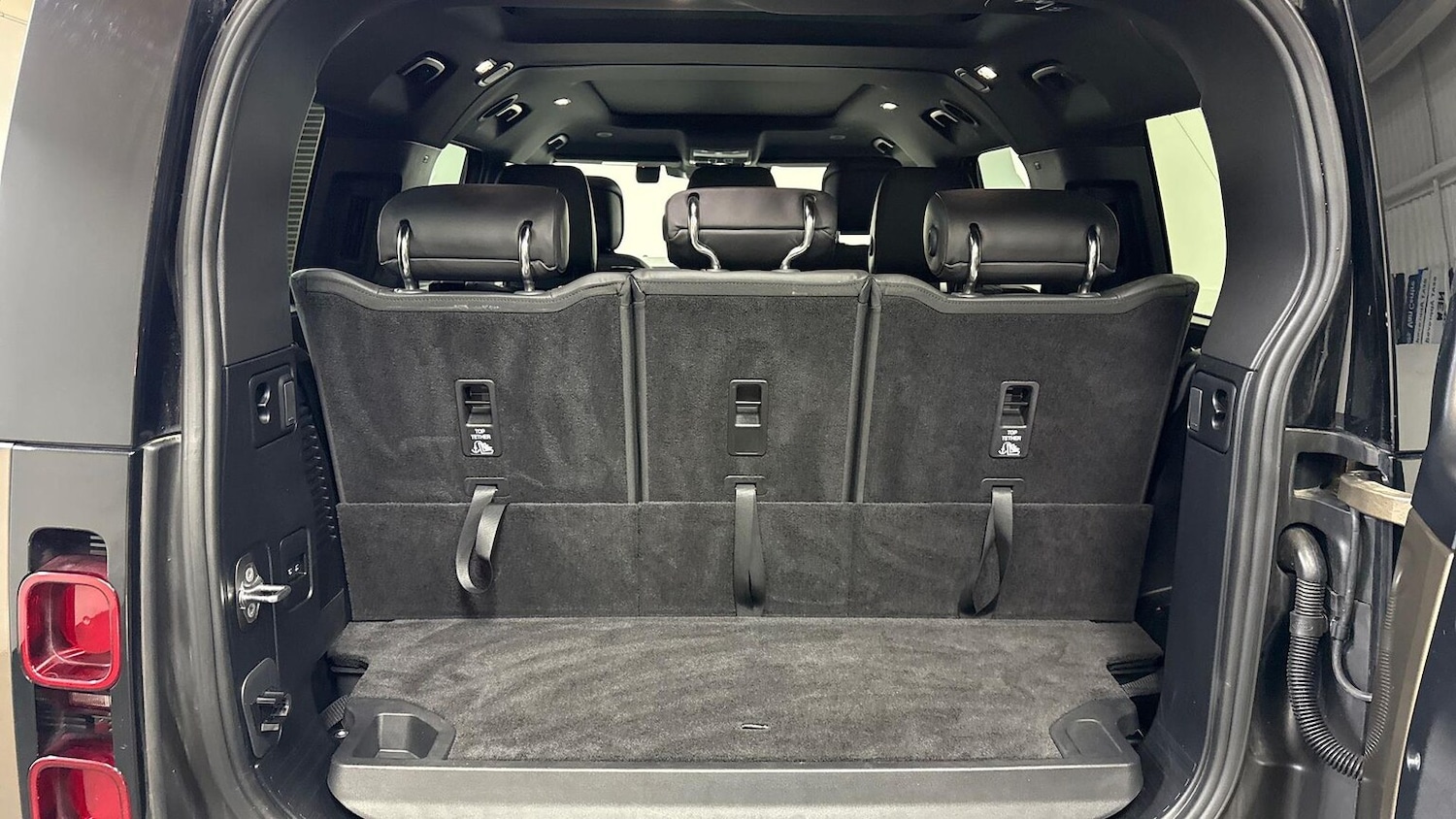 Used Land Rover Defender 2025 for sale - 77721406: Photo 10