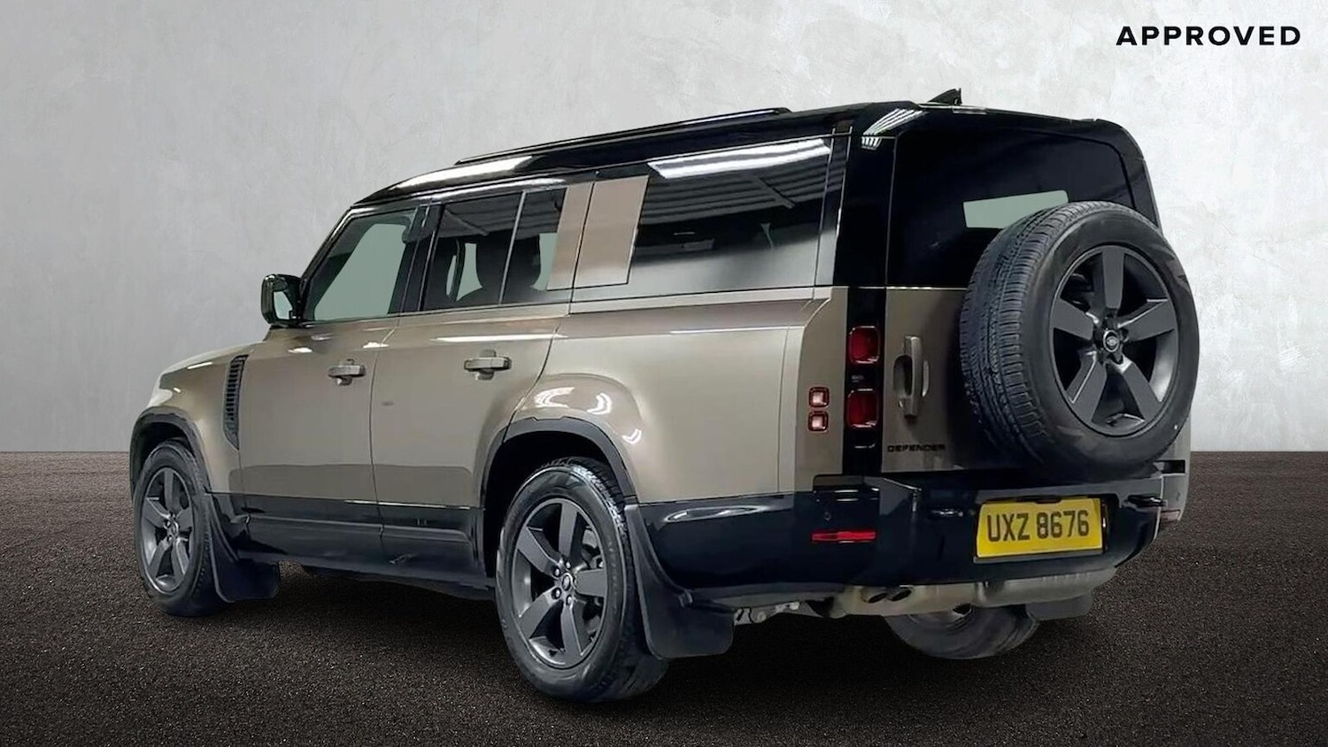Used Land Rover Defender 2025 for sale - 77721406: Photo 2