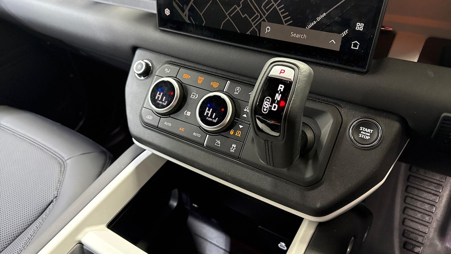 Used Land Rover Defender 2025 for sale - 78064441: Photo 13